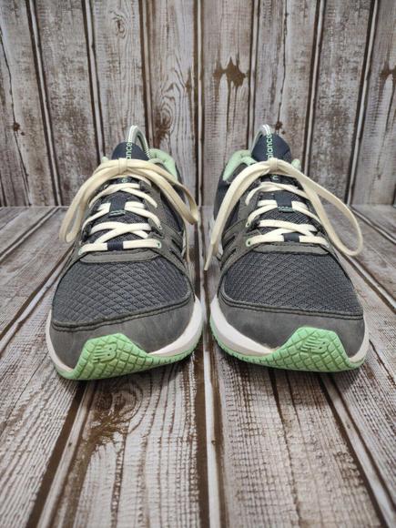 New Balance Gray Cush+ Women's Size 9B Training Shoes WX577MG3 - Picture 2 of 9